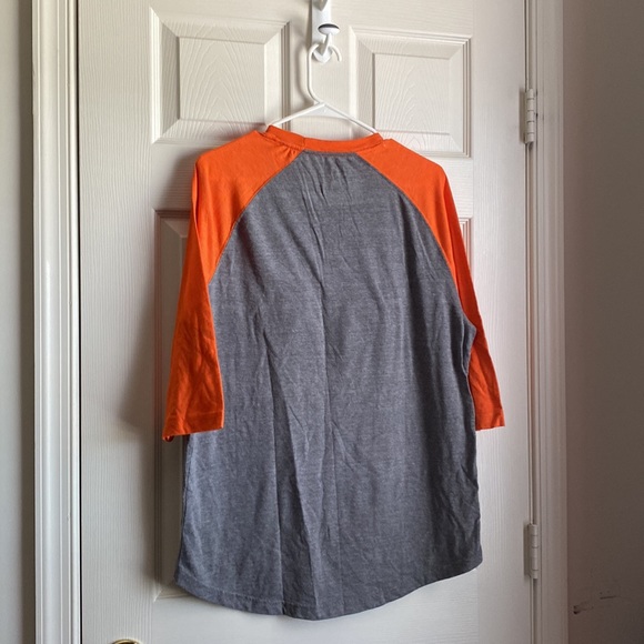 Cooperstown Fanatics Large Orioles Fan Shirt BARELY USED - Picture 2 of 3